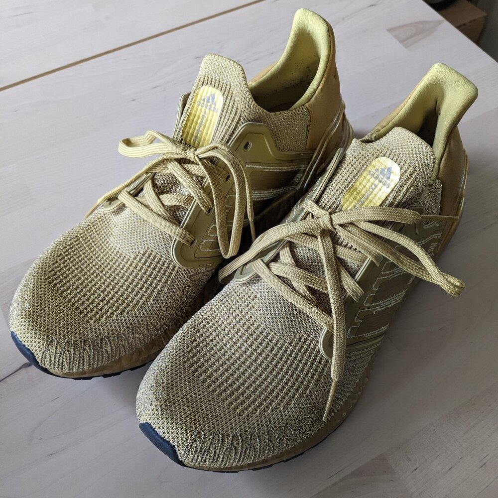 Adidas UltraBoost 20 Gold Running Shoes - Men's size 9.5 - Picture 5 of 9